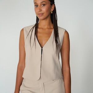 DJERF AVENUE Day-to-day Vest Cream Size L